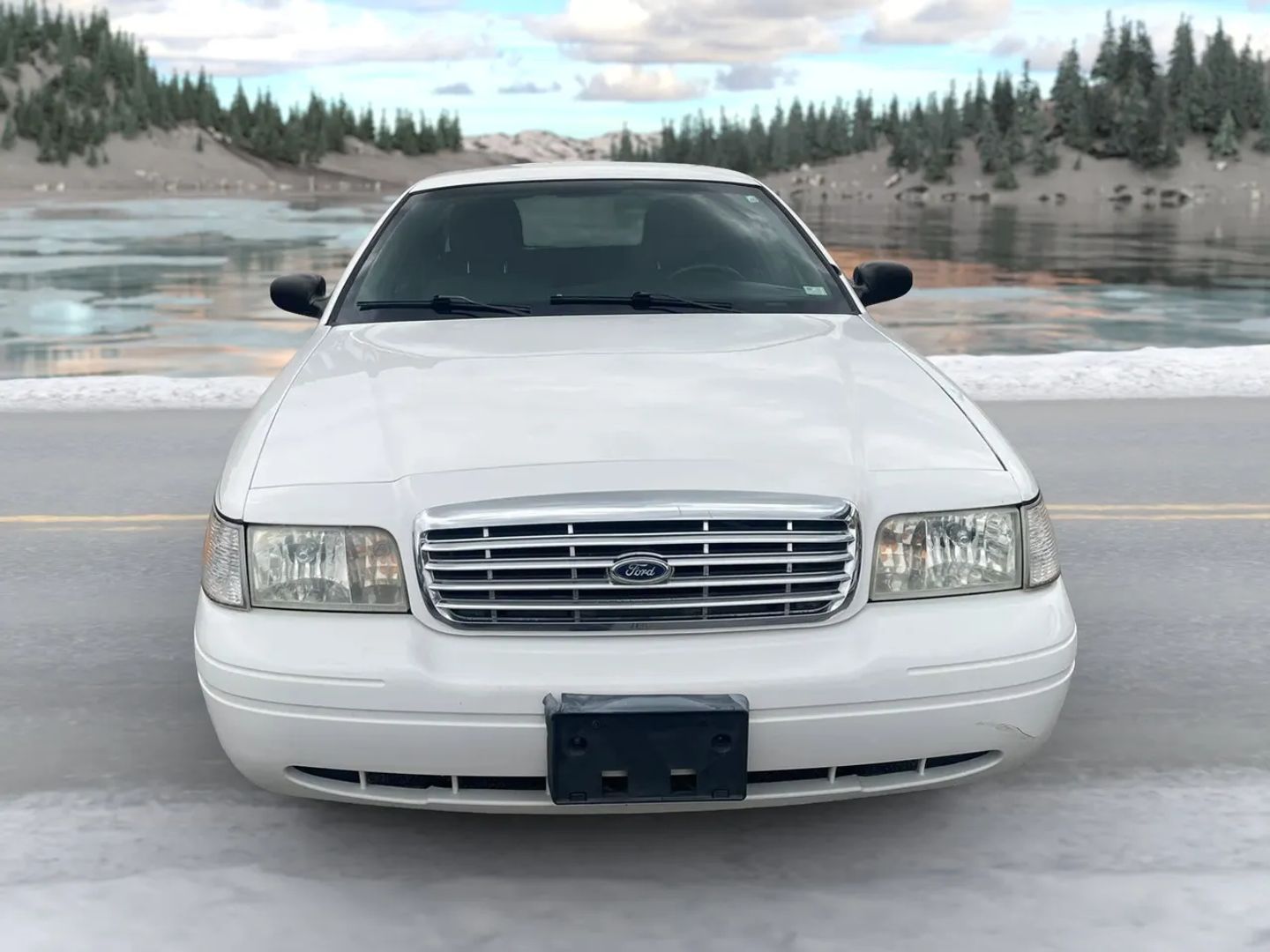 ford crown victoria 2011 2FABP7BV1BX125783 image ford crown victoria 2011 2FABP7BV1BX125783 image